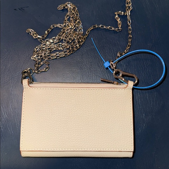 Loewe small Crossbody Wallet with Chain Strap - Picture 4 of 6